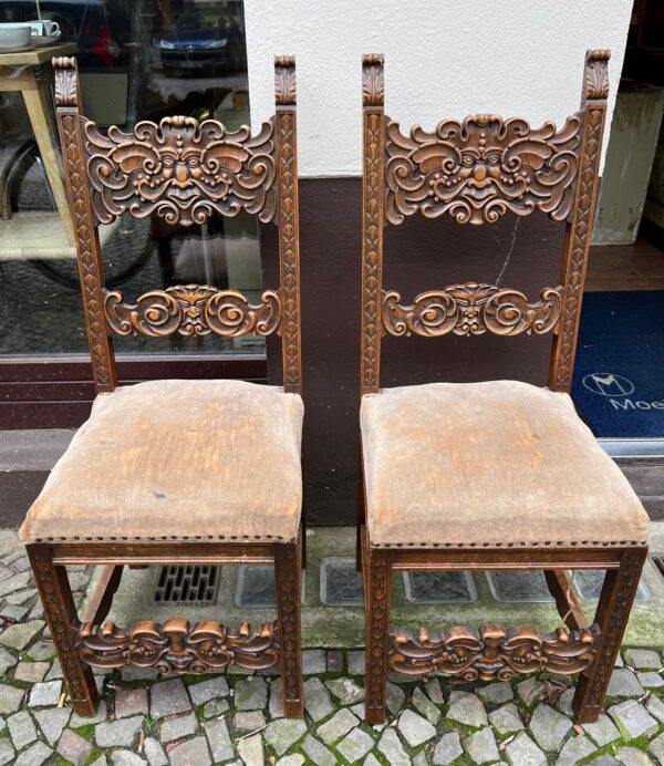 Paar Stühle Gründerzeit